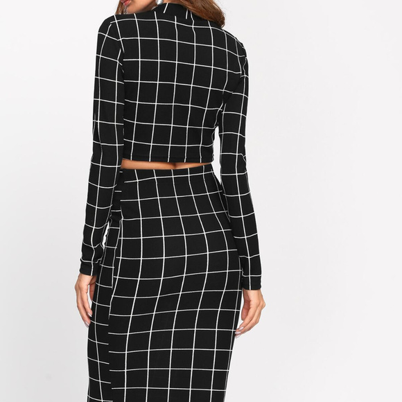 Crop Long Sleeve 2 Piece Plaid Skirt set - Picture 4 of 7